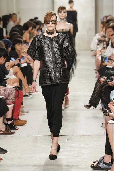 Look 61